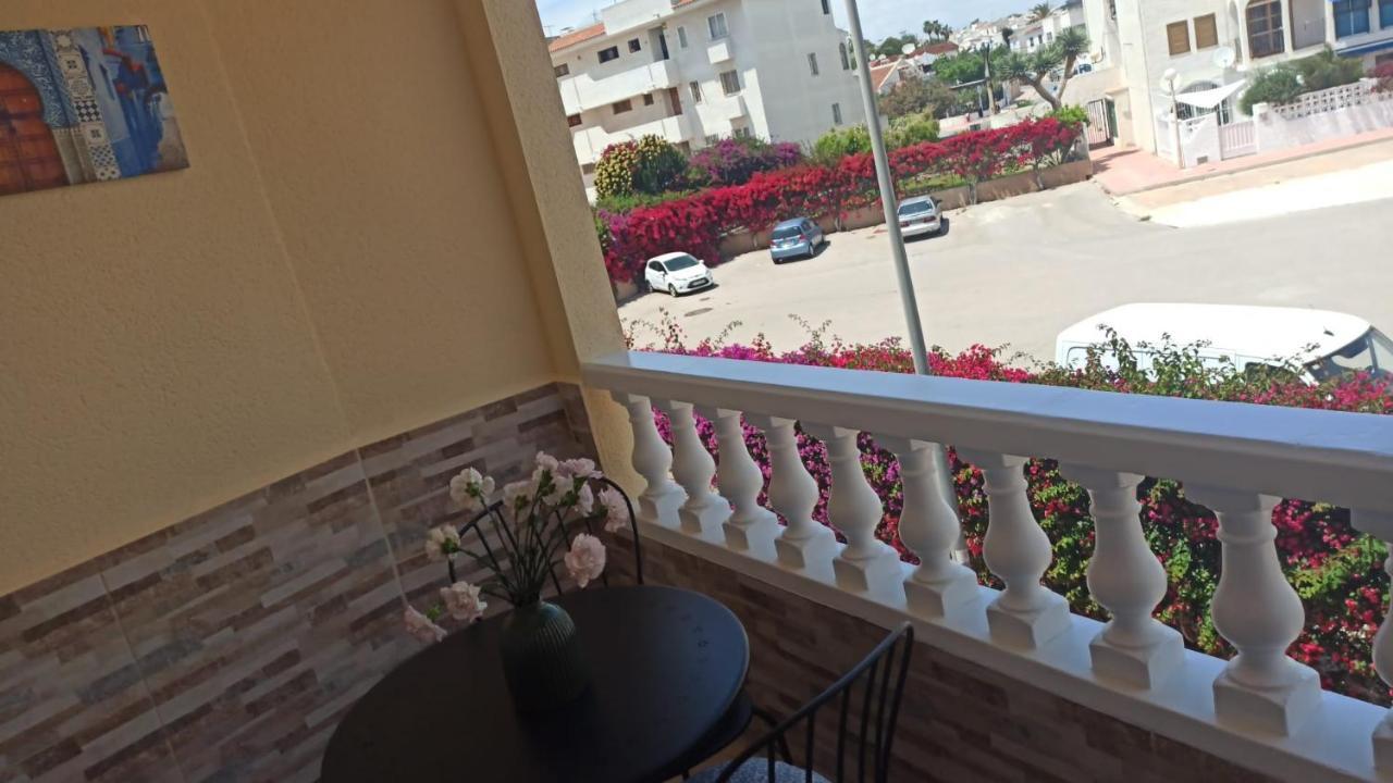 Torrevieja 2 Bedroom Holiday Apartment Zewnętrze zdjęcie